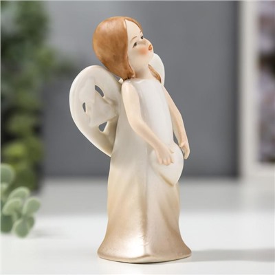 Сувенир керамика "Ангел девочка в кремовом платье с сердцем" 12х6,5х5,3